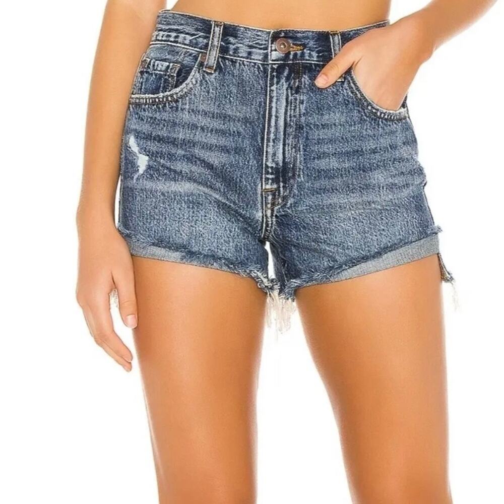 PISTOLA Kylee Relaxed High Rise Cuffed Shorts Luna Distressed Cut Off Size 28